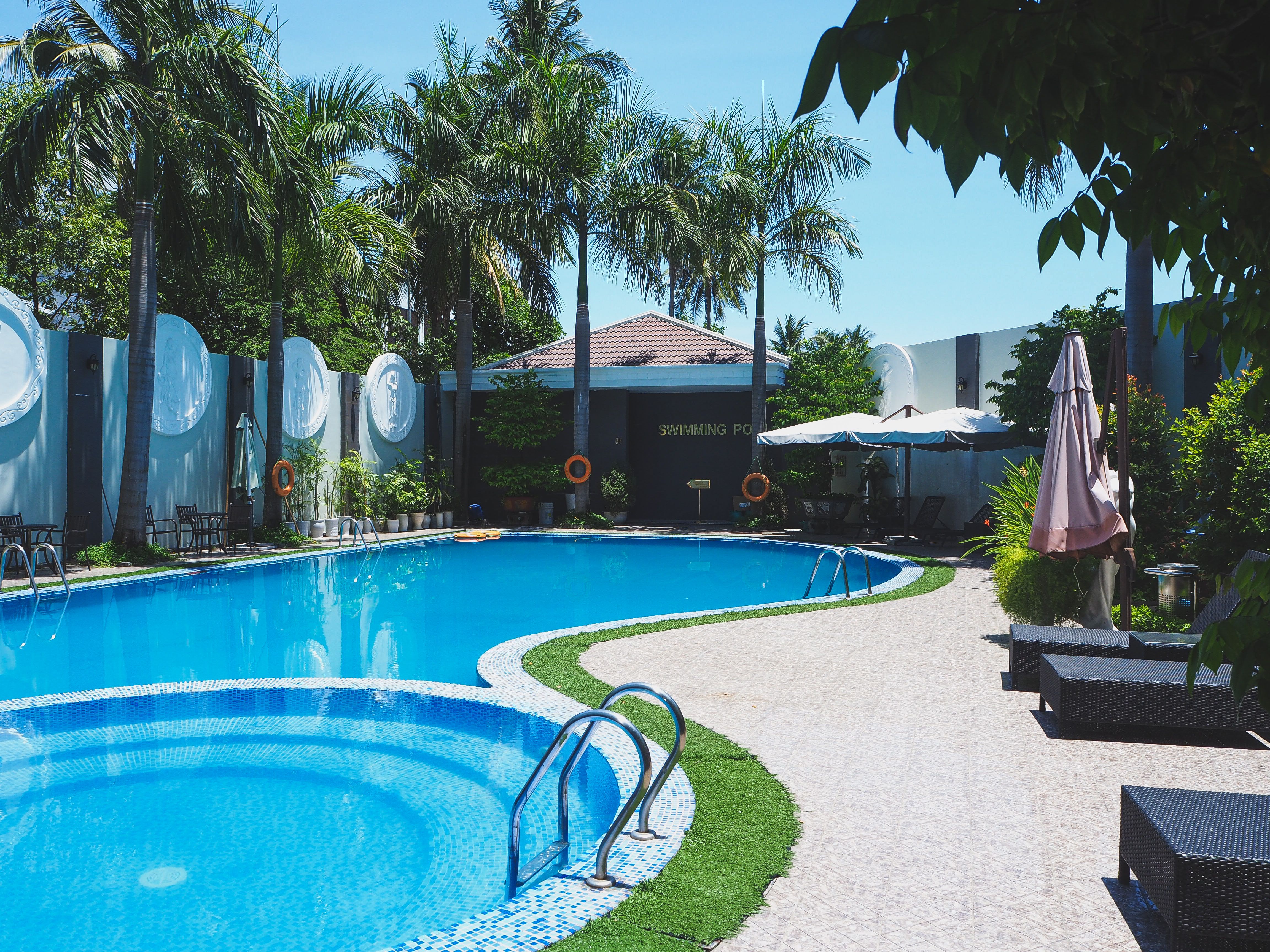 Pool service
